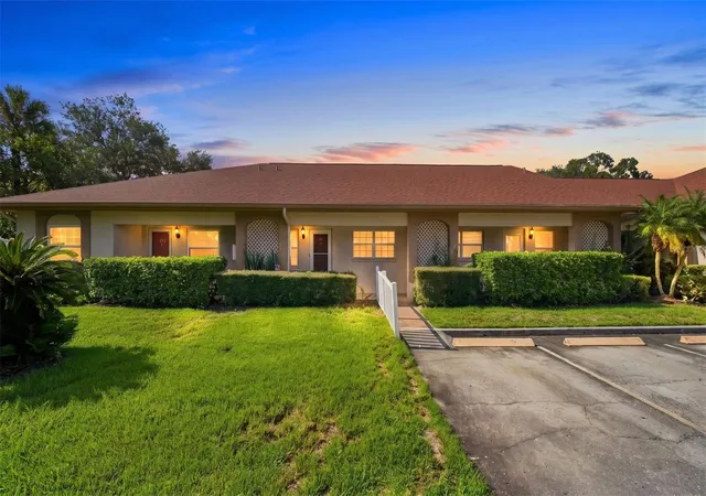 Listing Photo 1 - Condo for sale in building located at 2460 Northside Dr, St. Petersburg, FL 33761 - Unit #1202