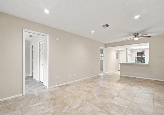 Listing Photo 3 - Condo for sale in building located at 2460 Northside Dr, St. Petersburg, FL 33761 - Unit #1202