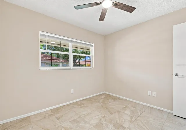 Listing Photo 5 - Condo for sale in building located at 2460 Northside Dr, St. Petersburg, FL 33761 - Unit #1202