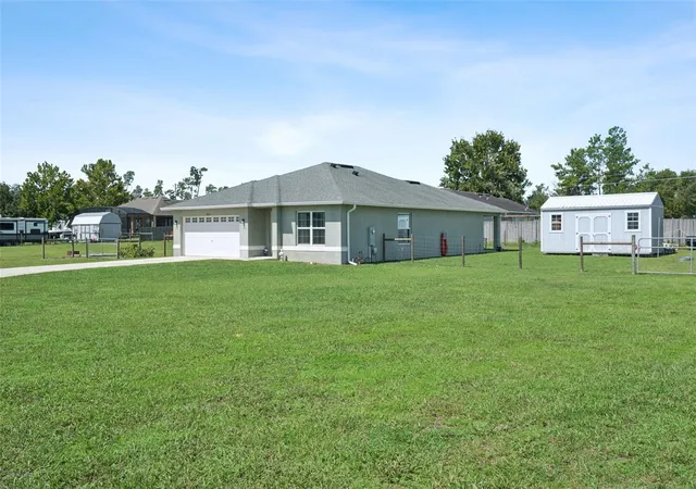 2nd image of 40351 W 1st Ave, Umatilla, FL 32784 | MLS# G5116279