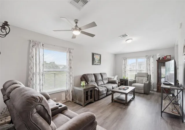 Photo 4 of Single family home for sale at 40351 W 1st Avenue, Umatilla, FL 32784 | MLS# G5116279 | Listing updated on 2026-09-22