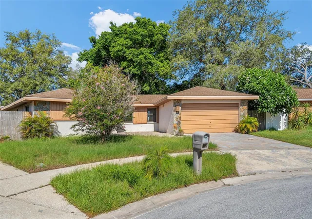 3rd image of 12412 116TH STREET, Largo, FL 33778 | MLS# TB8537443