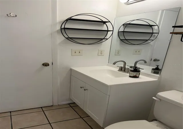 Photo 3 of Single family home for sale at 8237 Ravencroft Dr, Tampa, FL 33615 | MLS# TB8537446 | Listing updated on 2026-09-23