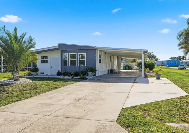 1st image of 6324 Sparrow Ln, Englewood, FL 34224 | MLS# C7529429