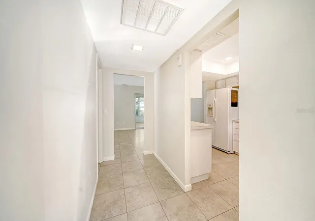 5th image of 3961 Ashwood Ln #44, Sarasota, FL 34232 | MLS# A4702579