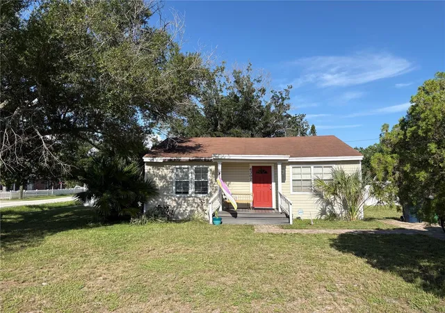 1st image of 6302 S Adelia Ave, Tampa, FL 33616 | MLS# A4702593