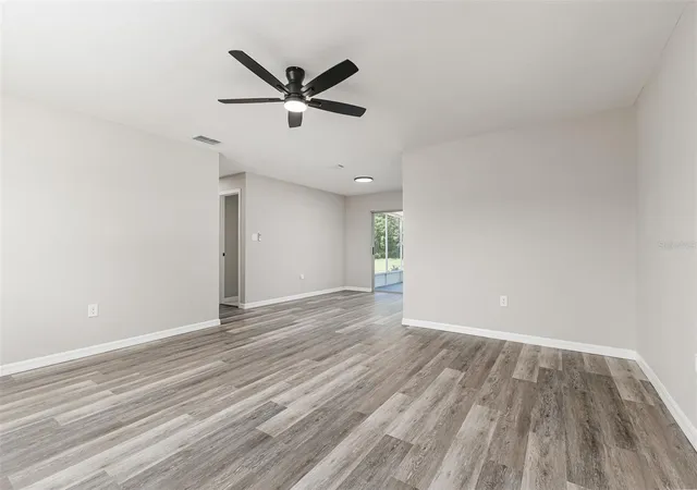 Photo 4 of Single family home for sale at 4994 E Hinson Ave, Haines City, FL 33844 | MLS# O6432374 | Listing updated on 2026-09-25