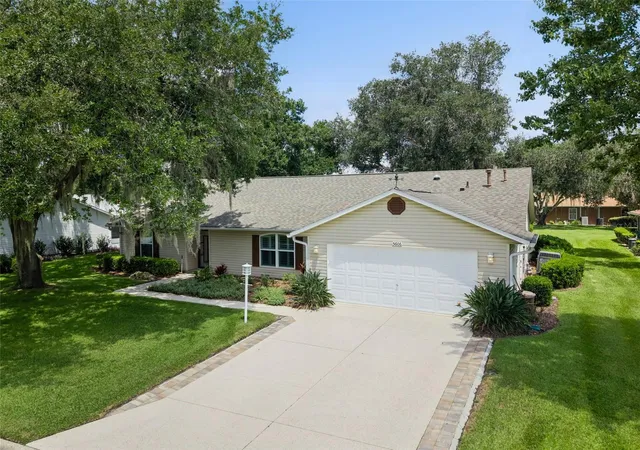 3rd image of 5606 Rosewall Cir, Leesburg, FL 34748 | MLS# G5116293