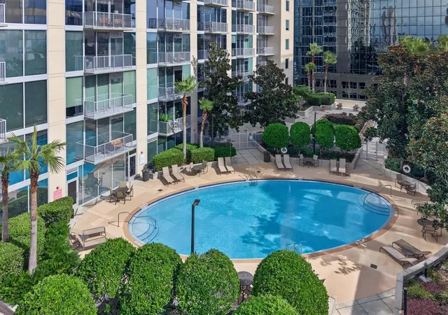 5th image of 155 S Court Ave #2514, Orlando, FL 32801 | MLS# O6432378