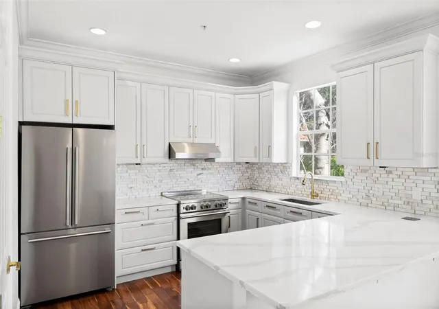4th image of 2605 Espana Ct, Tampa, FL 33609 | MLS# TB8537564