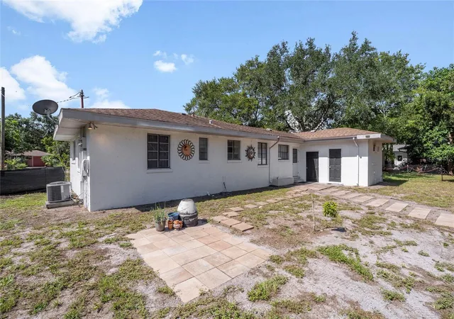 5th image of 839 42Nd St, Sarasota, FL 34234 | MLS# A4702617