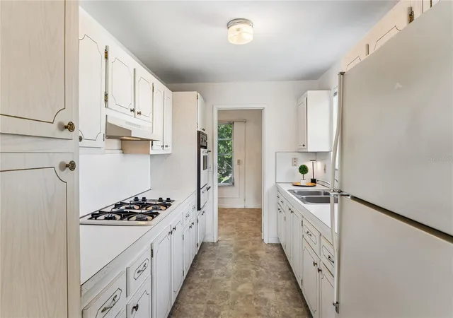 3rd image of 5530 N 80Th St, St. Petersburg, FL 33709