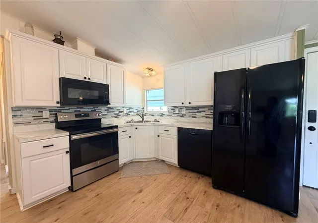 3rd image of 7445 Moriah Ave, Brooksville, FL 34613 | MLS# W7888442