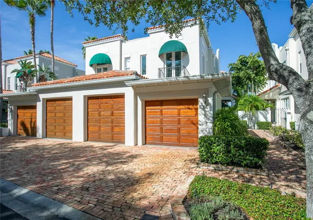 1st image of 1109 Abbeys Wy, Tampa, FL 33602 | MLS# TB8537597