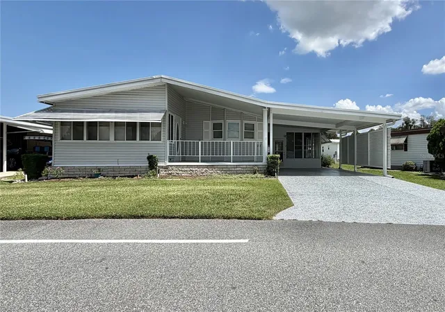 1st image of 303 Hawthorne Blvd, Leesburg, FL 34748 | MLS# G5116296