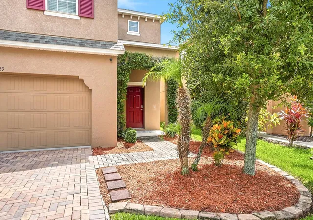 2nd image of 10229 Newminster Loop, Ruskin, FL 33573 | MLS# TB8537632