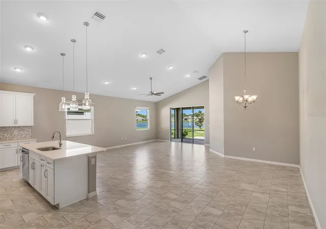 3rd image of 4 Tideway Trl, Palm Coast, FL 32137 | MLS# FC320582