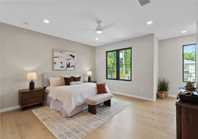 3rd image of 516 Clayton St, Orlando, FL 32804 | MLS# O6432462