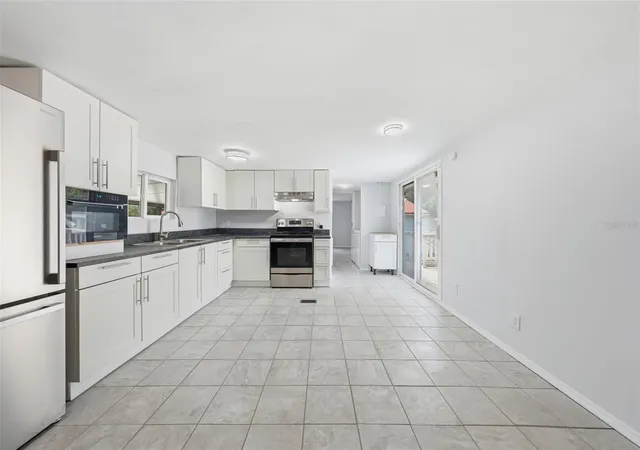5th image of 44945 2Nd St, Deland, FL 32720 | MLS# G5116301