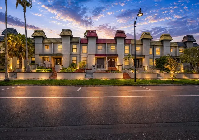 1st image of 170 E Davis Blvd, Tampa, FL 33606 | MLS# O6432468