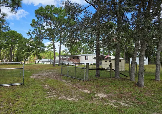 3rd image of 750 Ne 131St Ter, Williston, FL 32696 | MLS# OM730111