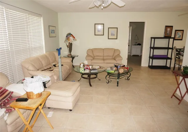 4th image of 821 Via Tunis, Punta Gorda, FL 33950 | MLS# C7529455