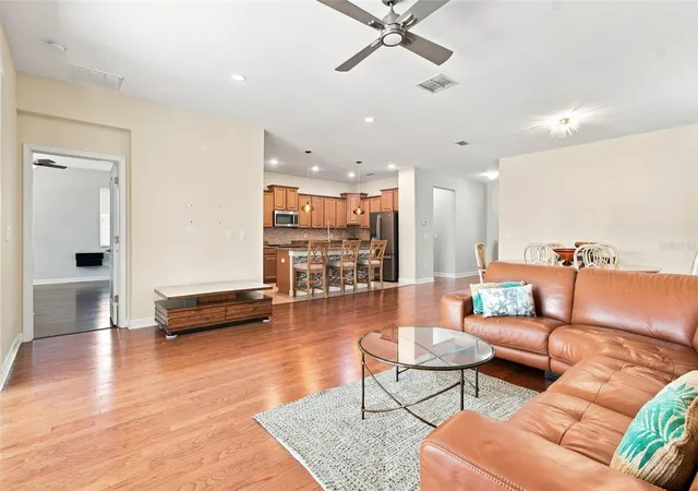 4th image of 20233 Merry Oak Ave, Tampa, FL 33647 | MLS# TB8537667
