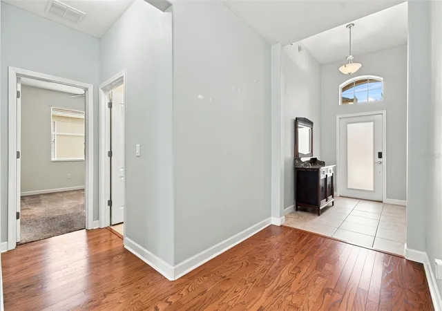 5th image of 20233 Merry Oak Ave, Tampa, FL 33647 | MLS# TB8537667