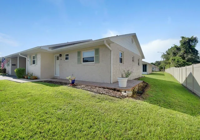 2nd image of 202 Elmwood Ave, DELAND, FL 32724