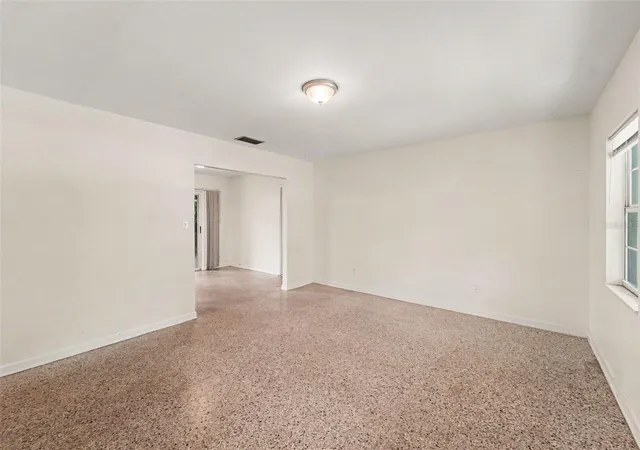 5th image of 8121 N Ola Ave, Tampa, FL 33604 | MLS# TB8537724