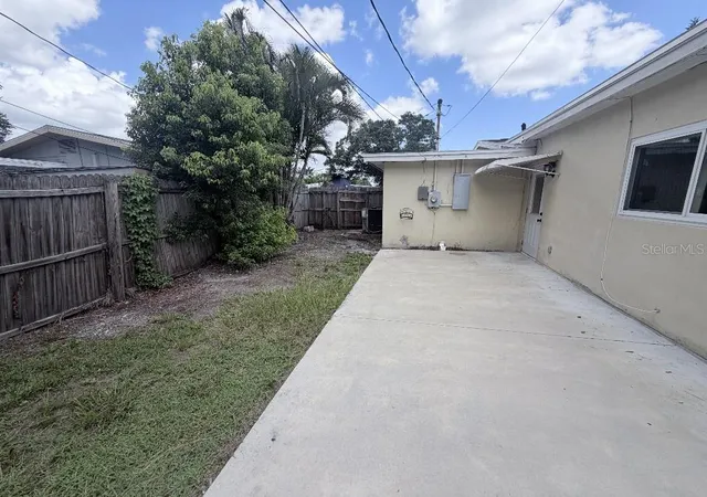 36th image of 2209 Euclid Cir S, Clearwater, FL 33764 | MLS# TB8537733