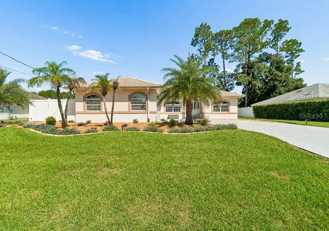 2nd image of 9 Barkley Ln, Palm Coast, FL 32137 | MLS# TB8537742