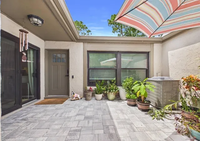 4th image of 407 Meadowood Blvd, Fern Park, FL 32730 | MLS# O6432557