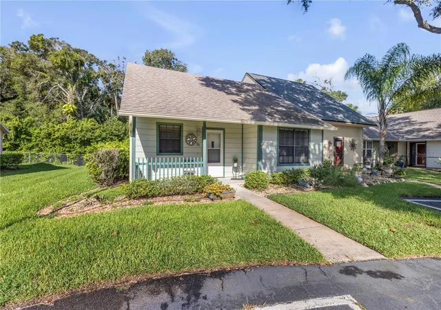Photo 5 of Townhouse for sale at 232 N Ridgewood Ave #23, Edgewater, FL 32132 | MLS# NS1088972 | Listing updated on 2026-08-23