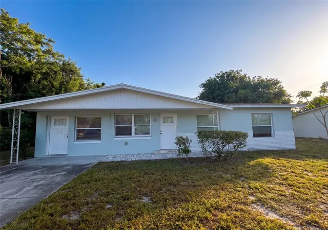 20th image of 1636 Se Arapaho Ave, Stuart, FL 34994 | MLS# TB8537792