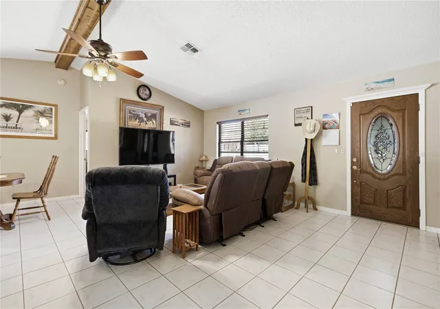 5th image of 11423 Linden Dr, Spring Hill, FL 34608 | MLS# TB8537794