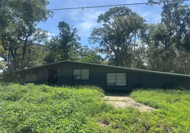 2nd image of 1610 Ne 14th Ave, Ocala, FL 34470 | MLS# OM730143
