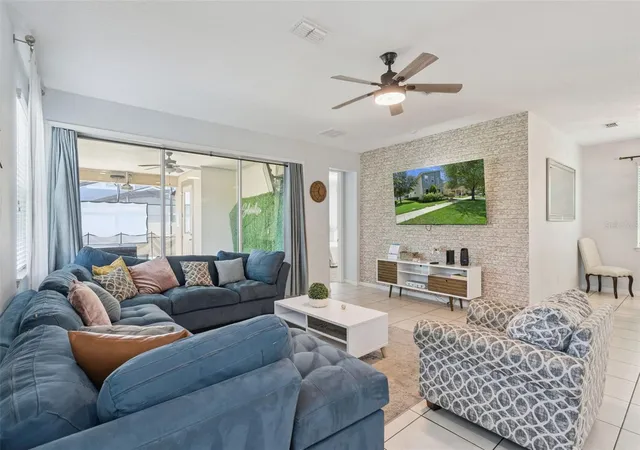 Photo 4 of Single family home for sale at 1633 Nassau Point Trl, Kissimmee, FL 34747 | MLS# S5155421 | Listing updated on 2026-08-18