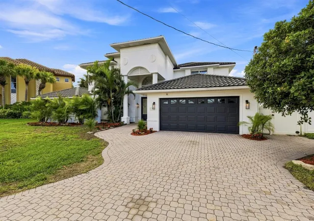 1st image of 461 Palm Is Ne, Clearwater Beach, FL 33767 | MLS# TB8537798