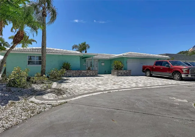 Photo 1 of Single family home for sale at 3516 Floramar Ter, New Port Richey, FL 34652 | MLS# TB8537815 | Listing updated on 2026-08-26