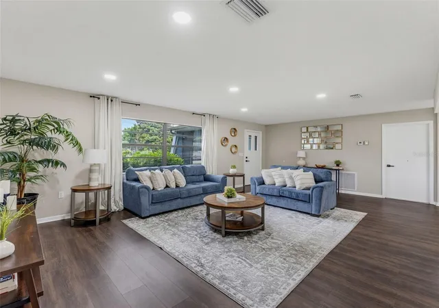 Photo 3 of Single family home for sale at 8275 Dora St, Spring Hill, FL 34608 | MLS# TB8537826 | Listing updated on 2026-08-22