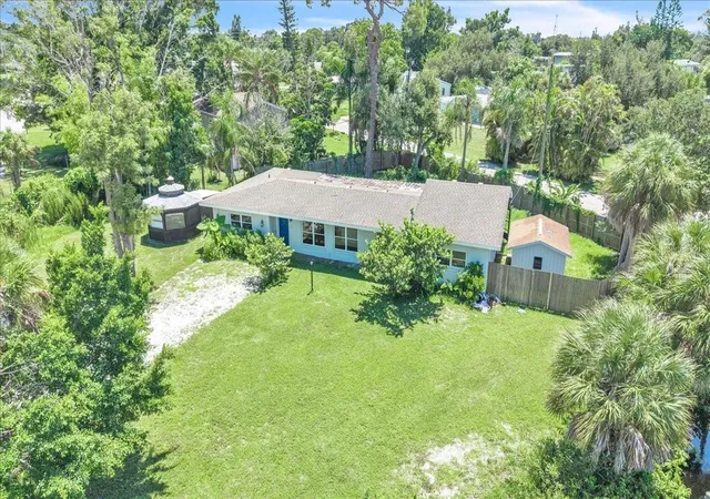 2nd image of 807 Lucille Ave, Nokomis, FL 34275 | MLS# C7529474