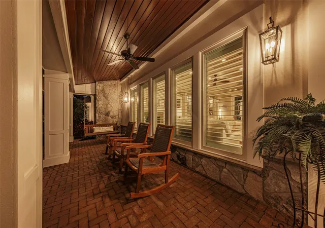 5th image of 1744 Santa Barbara Dr, Dunedin, FL 34698 | MLS# O6432620