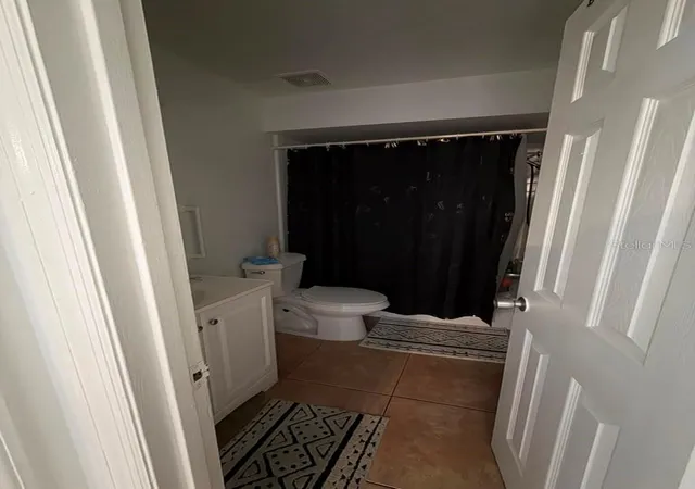 3rd image of 2207 Caribbean Dr, Kissimmee, FL 34741 | MLS# S5155426
