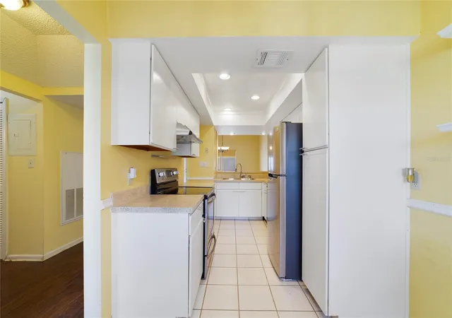 5th image of 260 W Sabal Palm Pl, Longwood, FL 32779 | MLS# O6432639