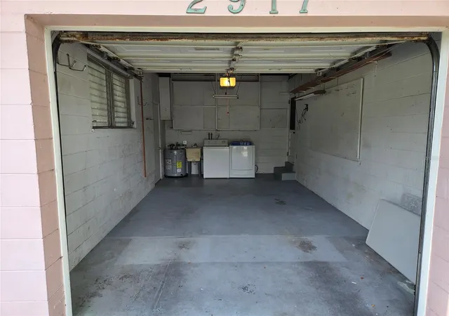 3rd image of 2917 Vine St, Orlando, FL 32806 | MLS# O6432688