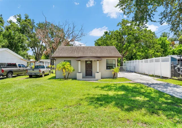 Photo 1 of Single family home for sale at 1026 36th Avenue E, Ellenton, FL 34222 | MLS# A4702697 | Listing updated on 2026-10-01