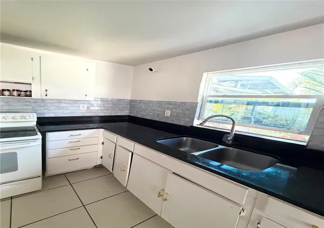 Photo 4 of Single family home for sale at 8904 N 20th Street, Tampa, FL 33604 | MLS# TB8537911 | Listing updated on 2026-10-08