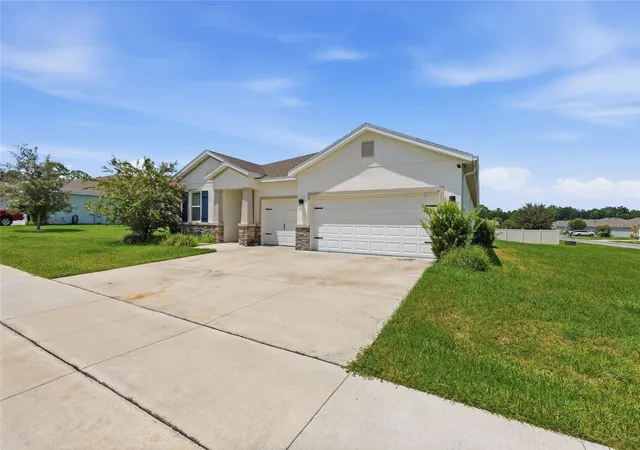 Photo 3 of Single family home for sale at 5145 Ne 16th Street, Ocala, FL 34470 | MLS# GC542661 | Listing updated on 2026-09-11