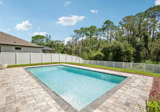 Photo 3 of Single family home for sale at 1605 Anastacia Ln, Sun City Center, FL 33573 | MLS# TB8537936 | Listing updated on 2026-08-21